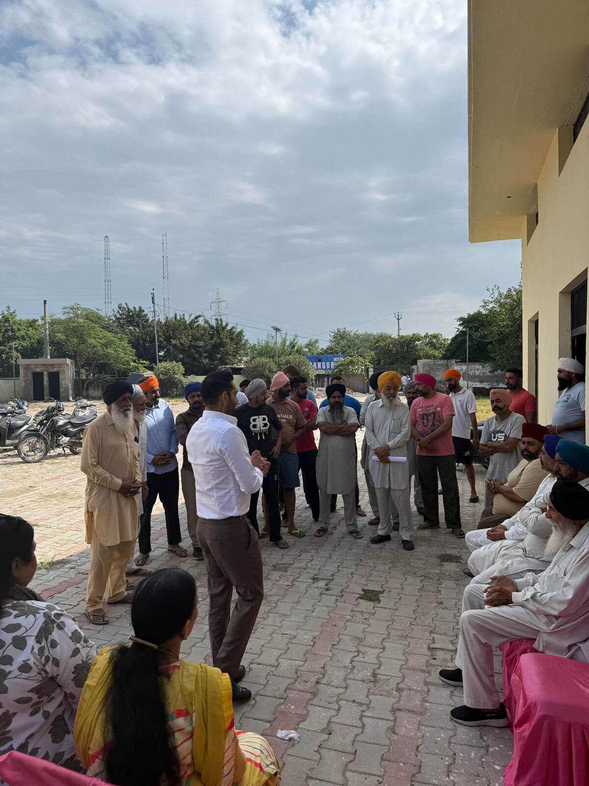 WhatsApp Image 2025-10-06 at 1.06.19 PM (1)